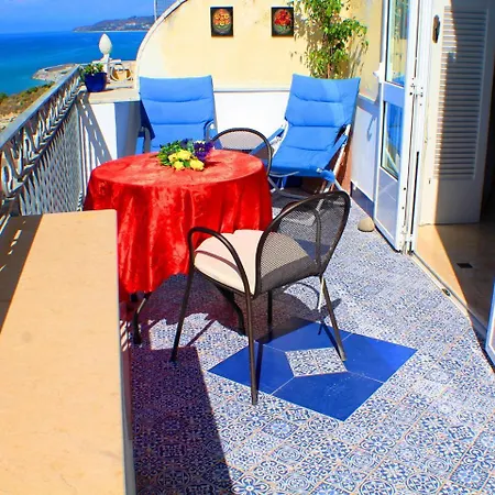Seafront Apartmnet In Near The Sea Apartment