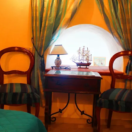 Seafront Apartmnet In Near The Sea Tropea