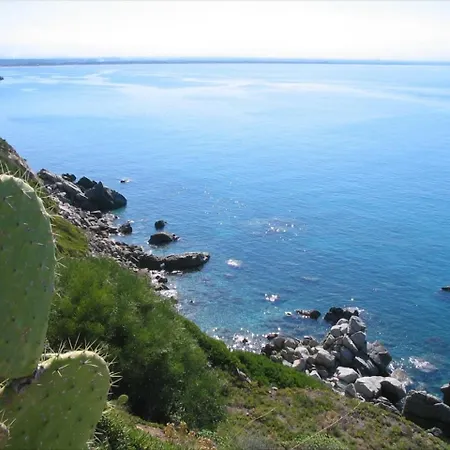 Seafront Apartmnet In Near The Sea *