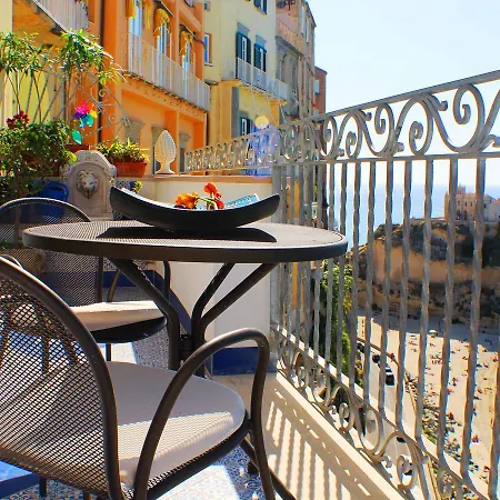 Seafront Apartmnet In Near The Sea Tropea